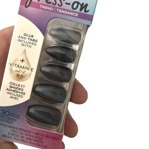 Sally Hansen 1 Lot Salon Effects Perfect Press-On Nails 30ct Blue Purple & Rose - Picture 3 of 7